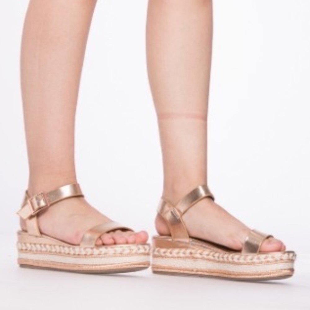 Boho Metallic Rose Gold Espadrille Wedge Sandal - Picture 4 of 5